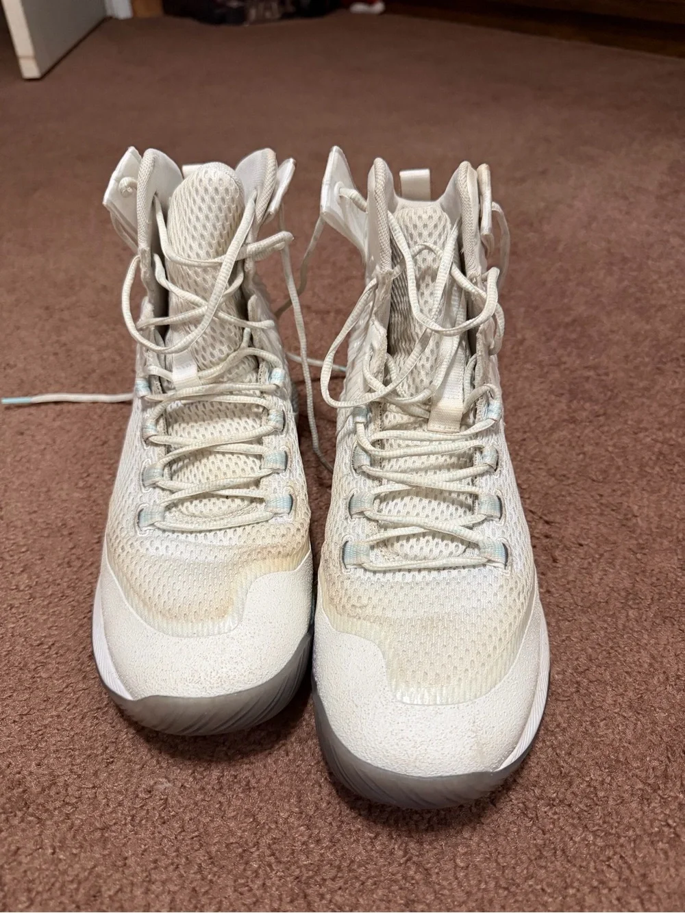Under Armour Women's high top volleyball shoes